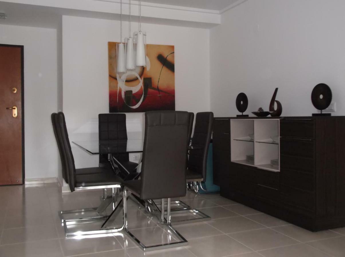 Beautiful 3 Bed, 2 Bath Modern Apartment Los Alcázares Buitenkant foto